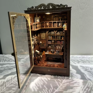 Mini könyvtár 3D puzzle könyvsarok